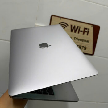 Macbook Pro 13 (4)