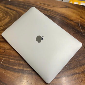 macbook pro 13 m1 silver (3)