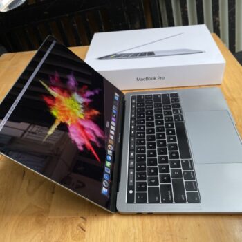 macbook pro 13in touch bar box (7)