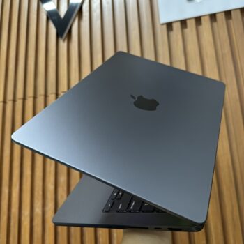 macbook pro 14 M3 Space Black (9)
