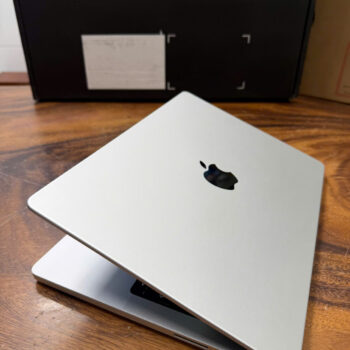 Macbook Pro 14 M4 Silver (4)