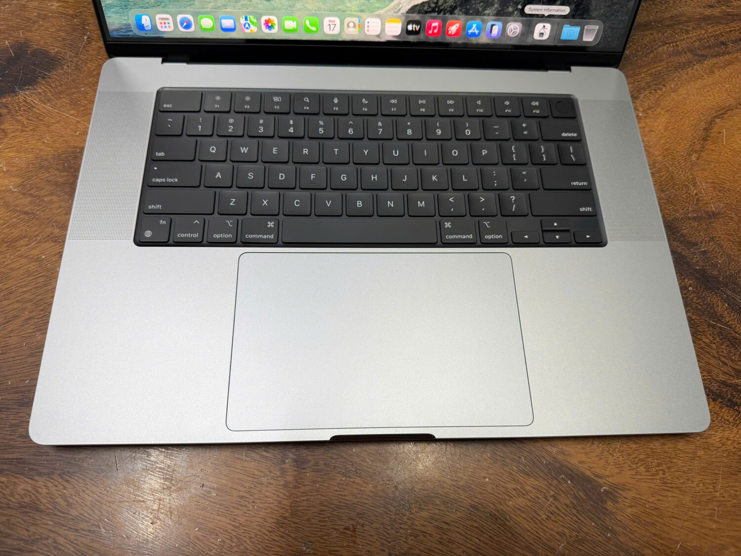 Macbook Pro 16 M1 Pro (3)