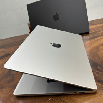 Macbook Pro 16 M1 Silver (11)