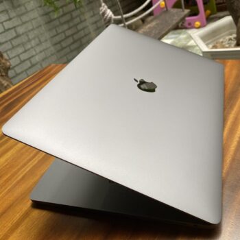 macbook pro 16 inch grey (3)