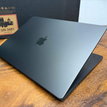 Macbook Pro 16 M4 Max (7)