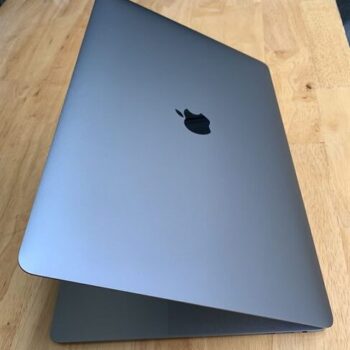 macbook pro 2018 touchbar grey 15in (16)