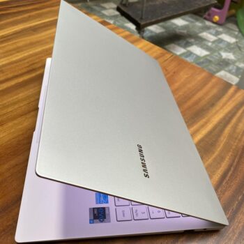 samsung galaxy book pro NP950XDB (5)