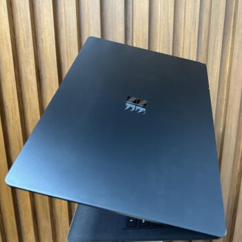 surface laptop 2 90 (1) (Copy)