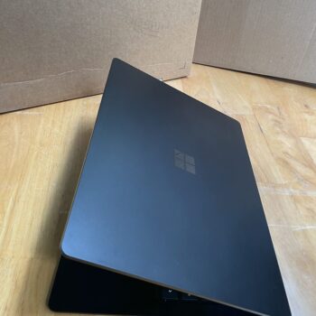 surface laptop 3 broken (4) (Copy)