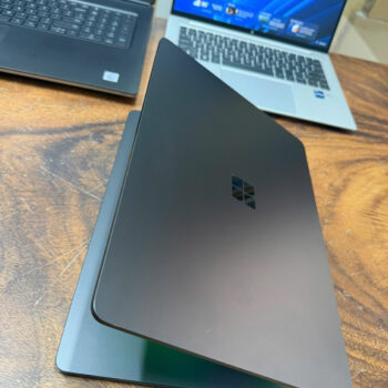 Surface Laptop 7 15in (4)