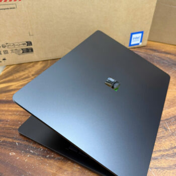 Surface Laptop 8 13 (5)