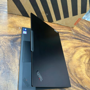 thinkpad P14s gen 5 core i7 (7)