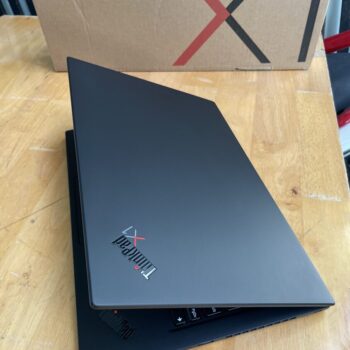 thinkpad X1 carbon gen 8 box (5)